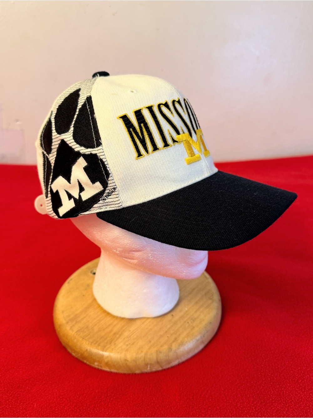 Vintage Missouri MIZZOU Tigers Sports Specialties Snapback Hat Cap EUC